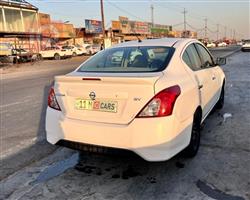 نيسان فيرسا